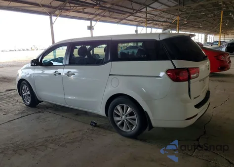 2017 Kia Sedona Lx z USA, uszkodzony, nr VIN KNDMB5C14H6302171
